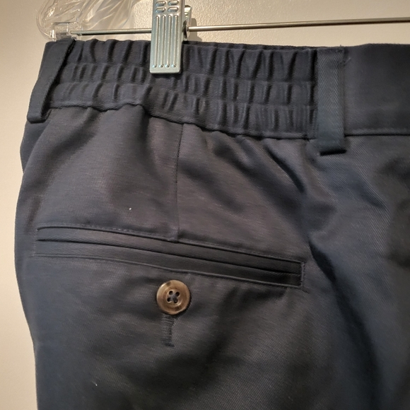 Roundtree and Yorke Summer Shorts Sz.38 - Picture 5 of 7